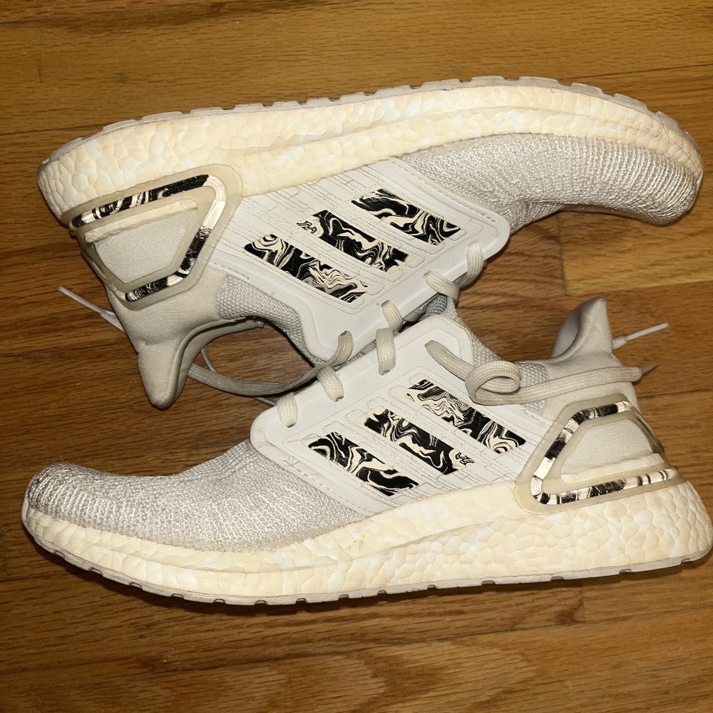 adidas Women's Ultraboost 20 Glam Pack Running Shoe, White/Pink Tint/Black